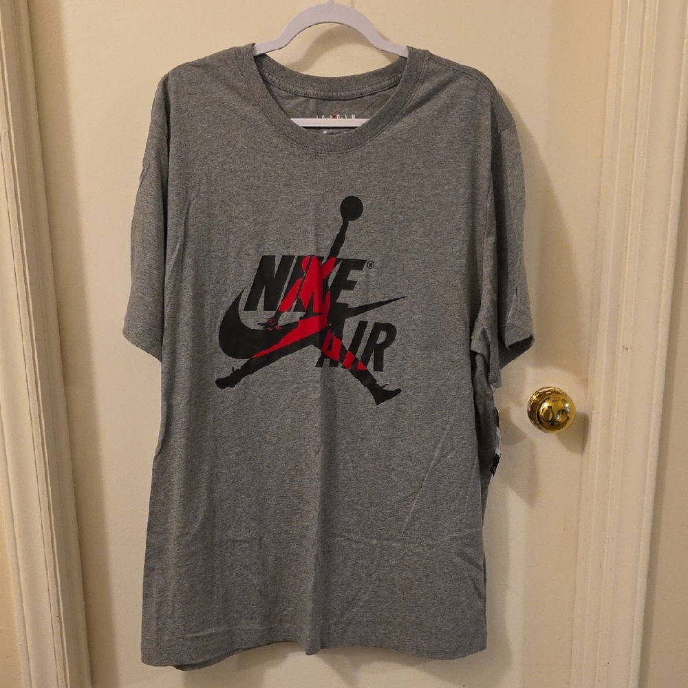 Nike Air Gray and Red Short Sleeve Tee